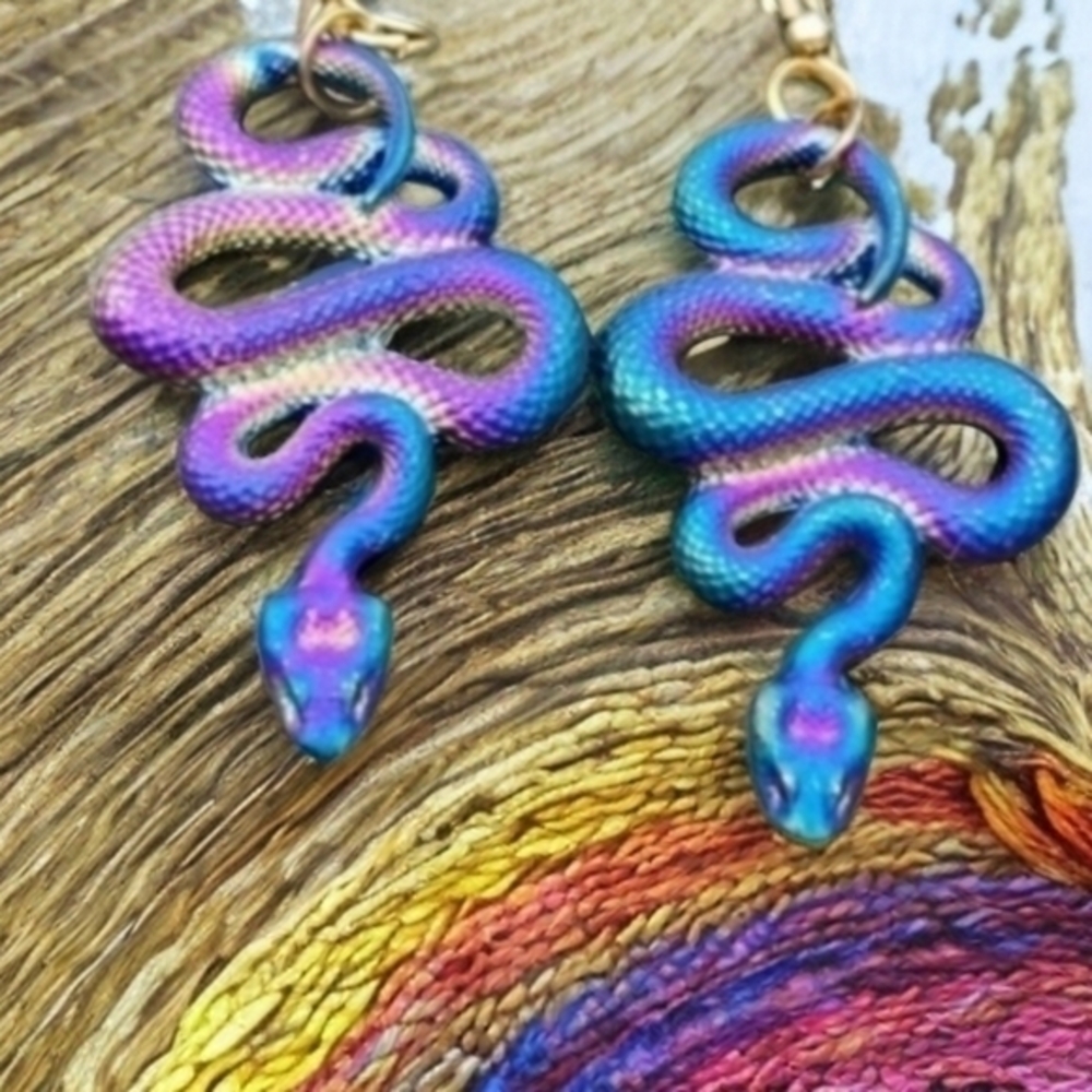BETSEY JOHNSON HOLOGRAPHIC PYTHON DROP EARRINGS